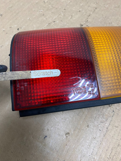 1989 to 1998 Mazda Mpv Left Driver Lh Side Tail Light Oem S0941 DW3