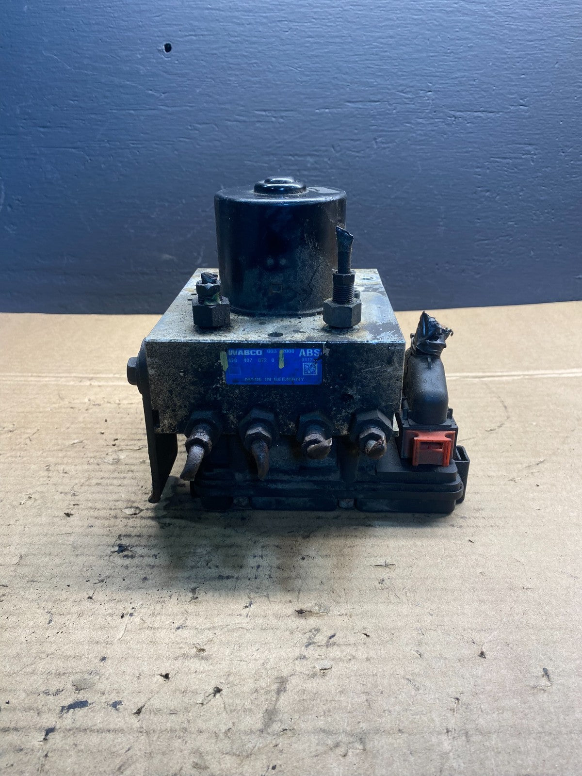 Wabco ABS Hydraulic ABS Pump With Module P/N 4784070720 ab7328 DG5