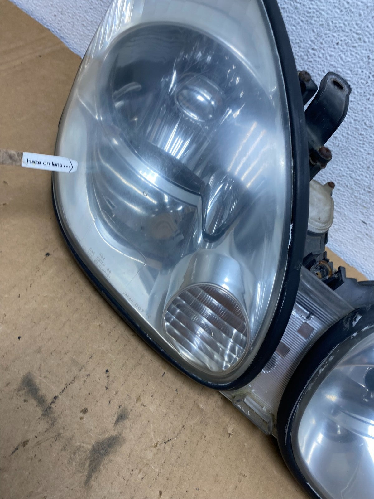 2001 to 2005 Lexus GS430 Gs300 Right Passenger Headlight Halogen AD2670 DW4
