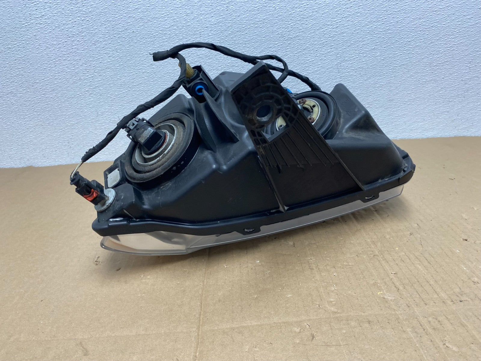 2011-2013 Jeep Grand Cherokee Right Passenger Halogen Headlight AB8122 DW6