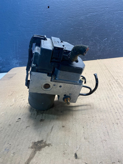 2002-2005 Maserati Coupe 4200 M138 ABS AntiLock Brake Pump Module AC0986  DG4
