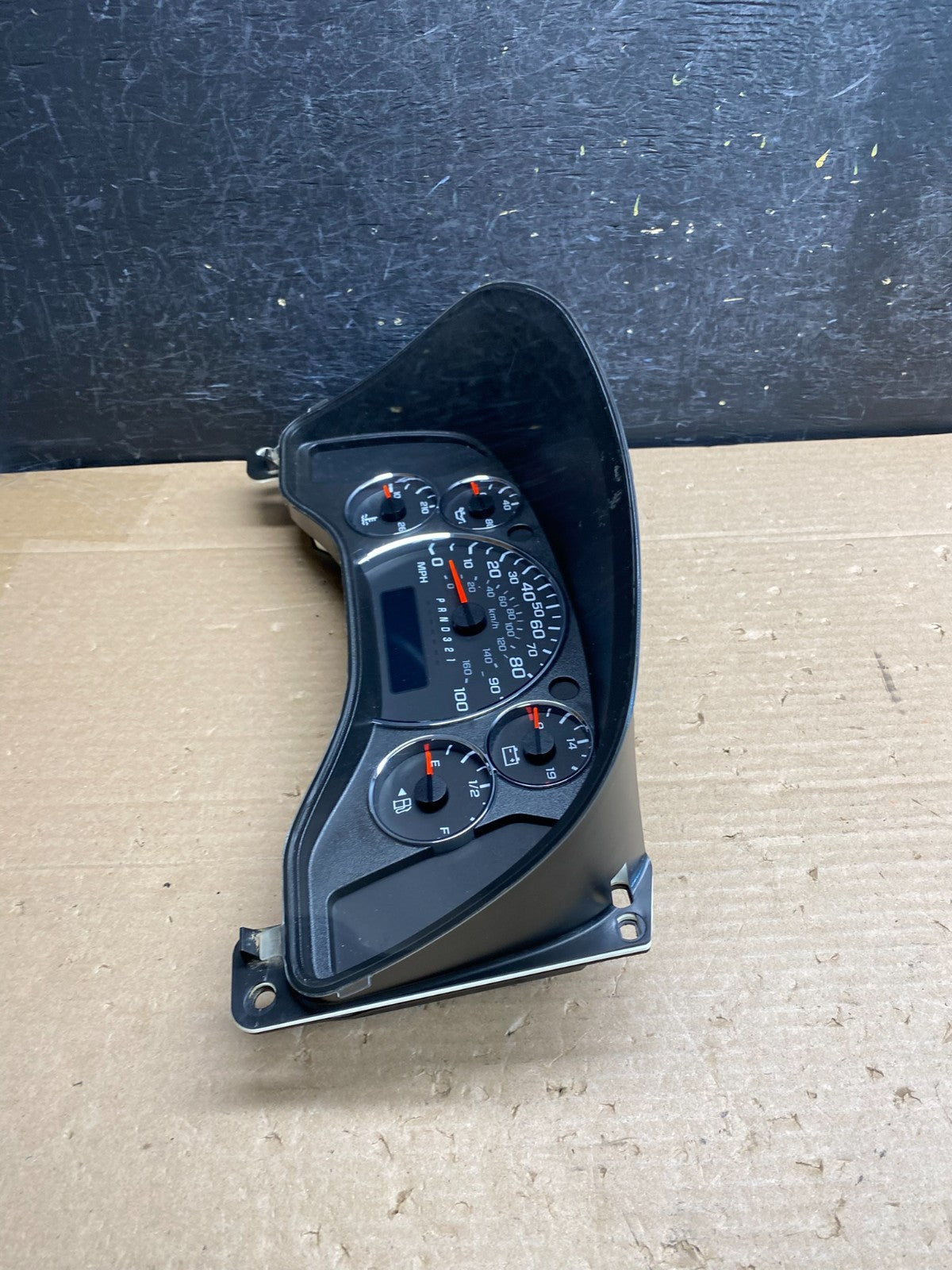 2008 to 2010 Chevrolet Express 1500 Speedometer Cluster Gauge ag6352 DG3