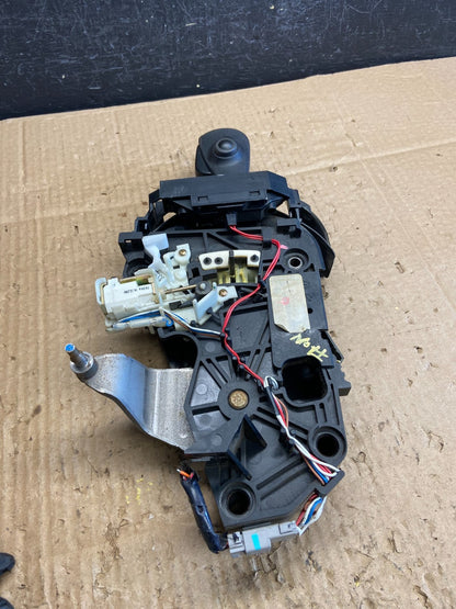 2005 to 2009 Nissan Quest Gear Shift Shifter AD18655