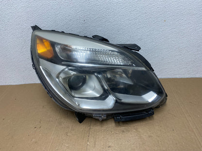 2016-2018 Chevrolet Equinox Right Passenger RH Halogen Headlight AC5735 DW0