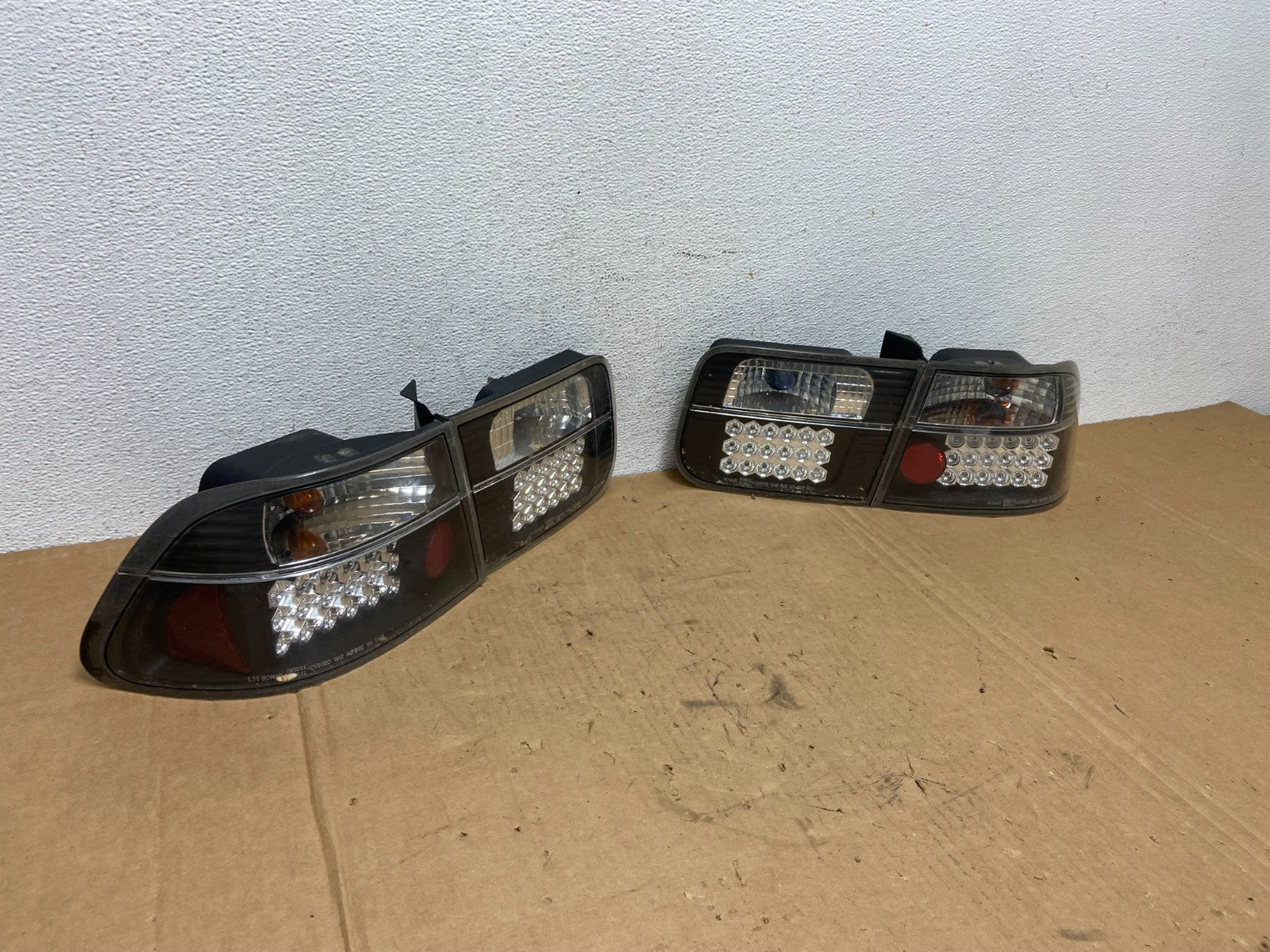 1992-1995 Honda Civic 2/4Dr Black Clear LED Tail Lights Lamps Left+Right AD28312
