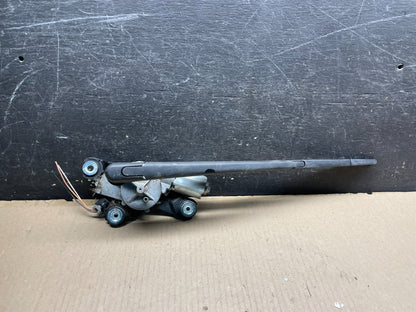 2004 to 2009 Mazda 3 Windshield Rear Wiper Motor X0520 DG0