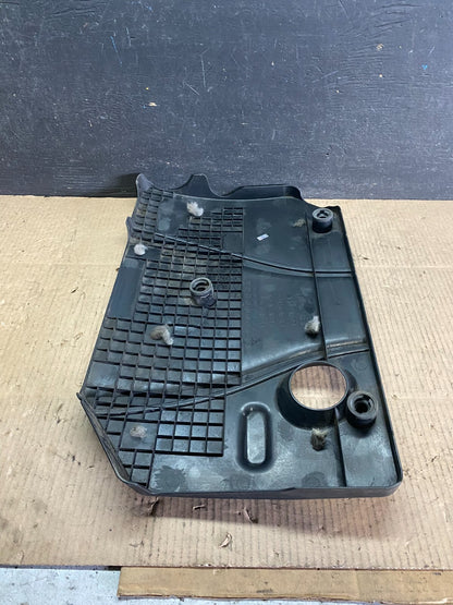 2004 to 2006 Mazda 3 DOHC 16 VALVE Engine Shield Top Cover i3389 DG1 Oem6