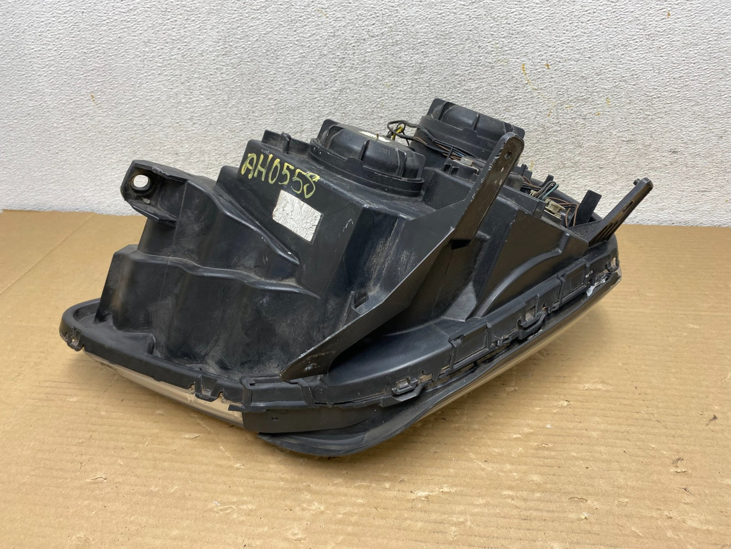 2010 to 2015 GMC Terrain Halogen Left Driver Lh Side Headlight AH0558 DW5