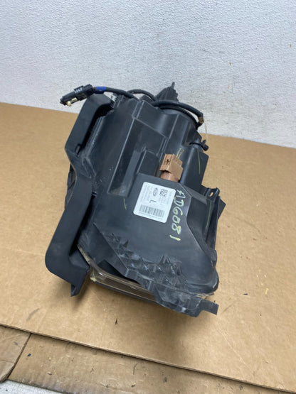 2013 to 2019 Ford Taurus Left Driver LH Side Headlight Halogen AD6081 DW6