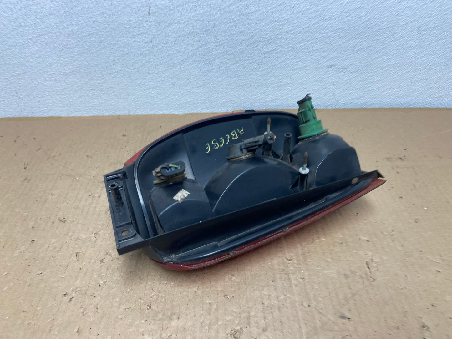 1998 to 2001 Ford Explorer Left Driver Side Tail light AB6686 LK5