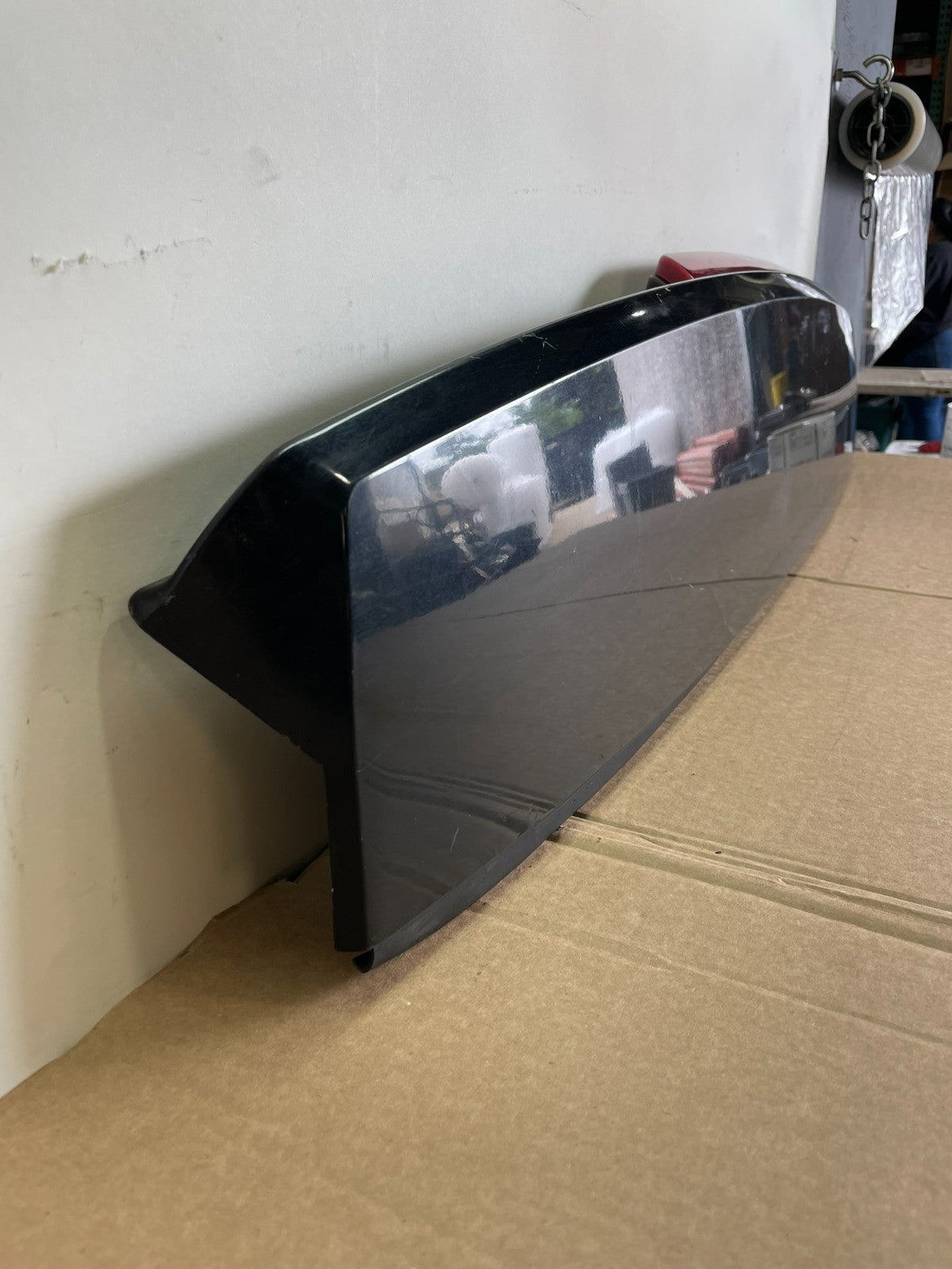 2007-2014 Chevrolet Tahoe Suburban Yukon Spoiler Wing 3rd Brake Light AH6058 DG2
