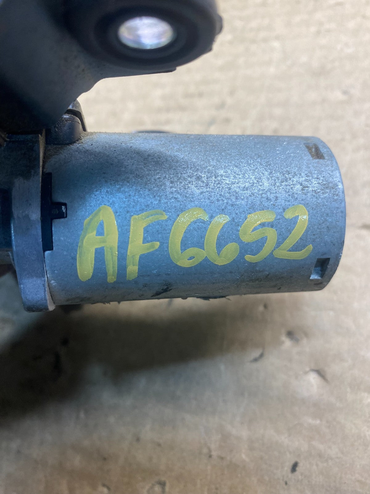 2013-2016 Nissan Pathfinder Back Door Rear Wiper Motor Wiper Blade af6652 DG6