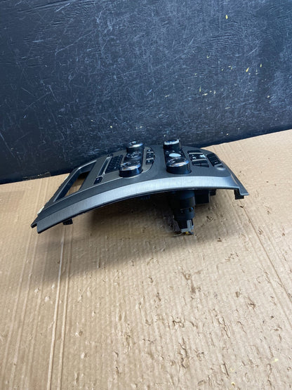 2010 to 2012 Ford Fusion Radio Climate Control A/C Control AF6461 DW1