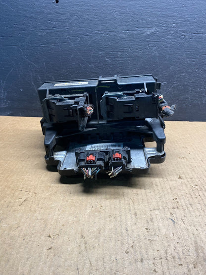 2005 Jeep Grand Cherokee Integrated Power Fuse Box BCM Body 04839337ac AC7012 DG1