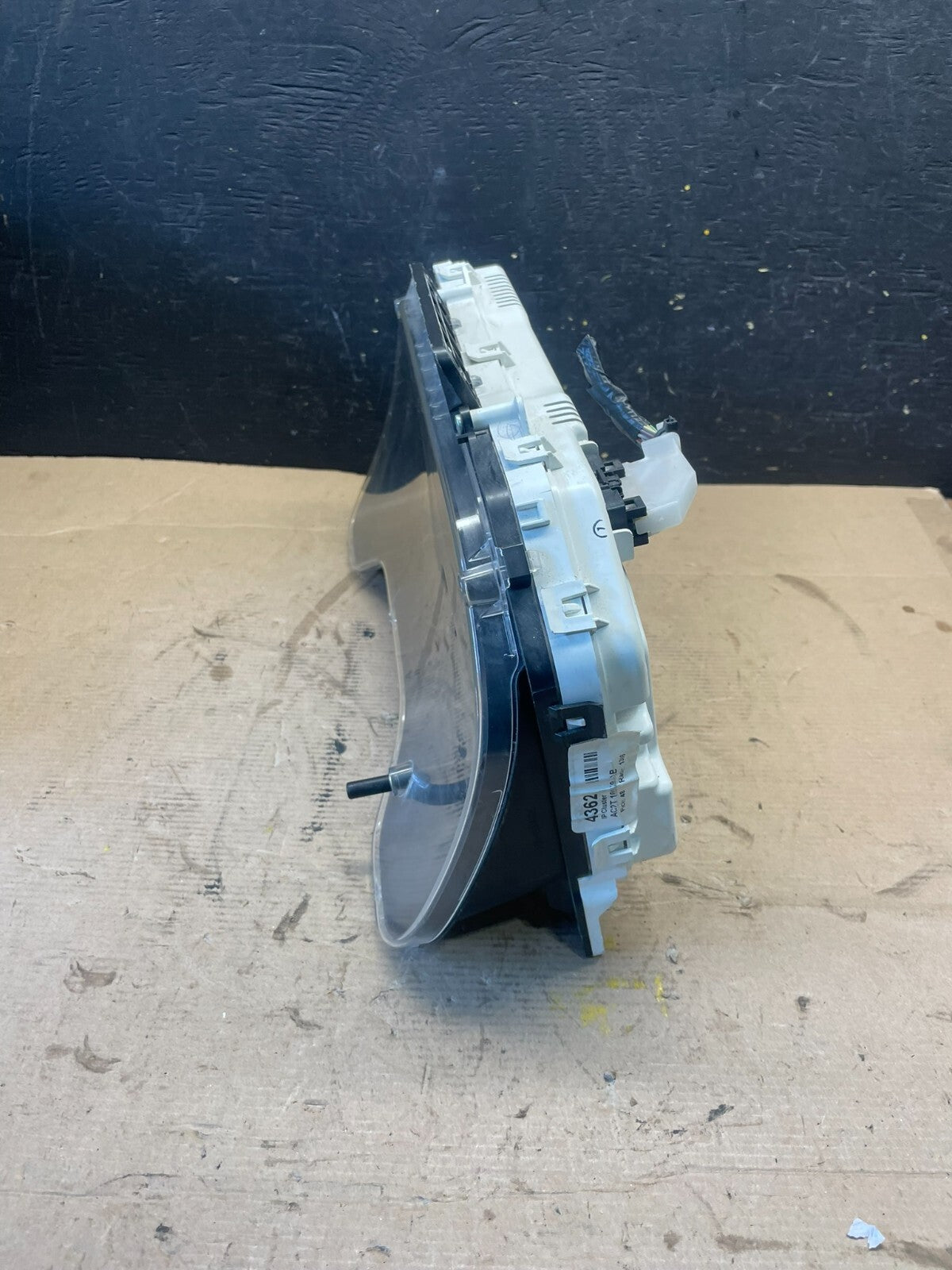 2009 to 2014 Ford E150 E250 E350 VAN Gauge Speedometer Cluster N7451 DG2
