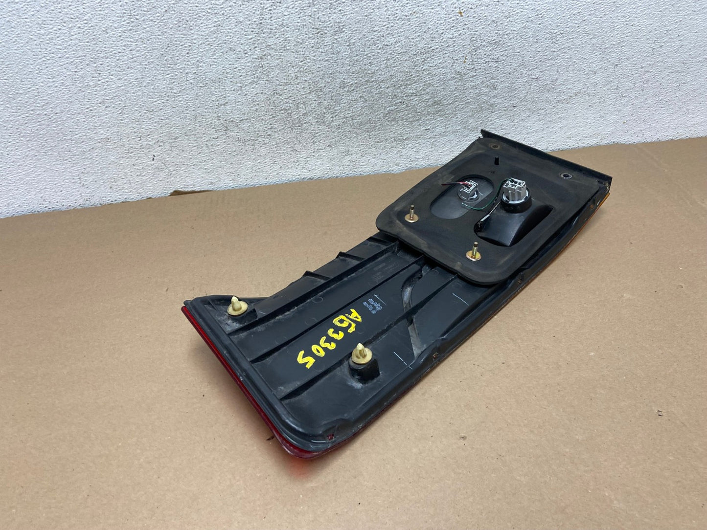 2002 2003 2004 Honda Odyssey Left Driver LH Side Tail Light Inner AG3305 LK5