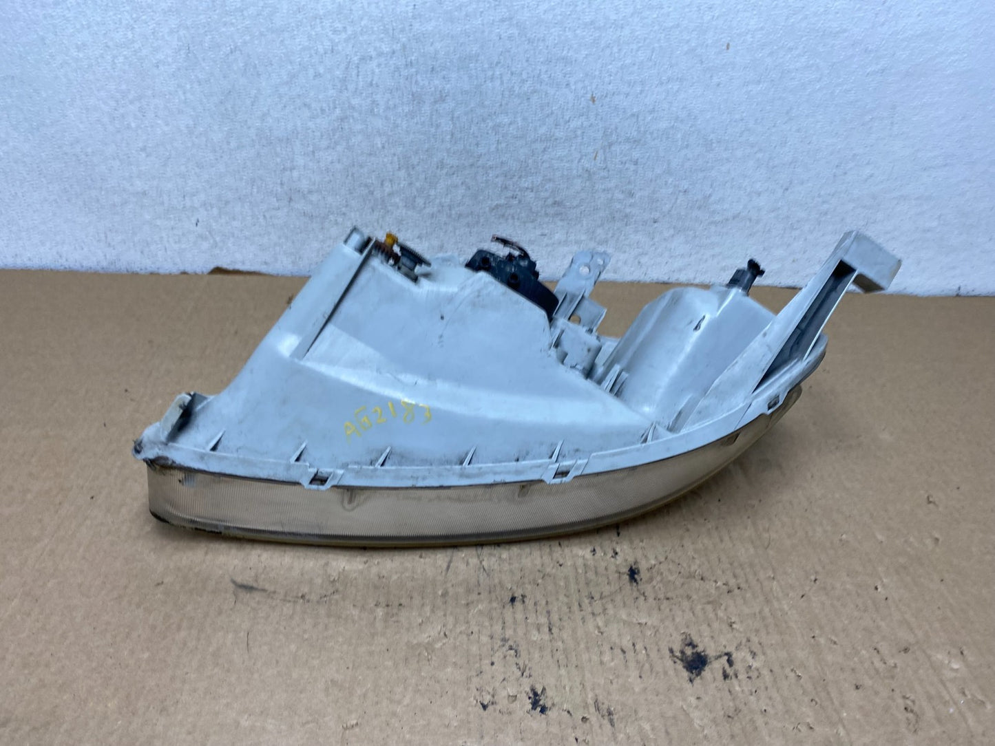 1999 2000 Honda Civic Sedan Headlight Halogen Right Passenger Rh AG2183 DW8