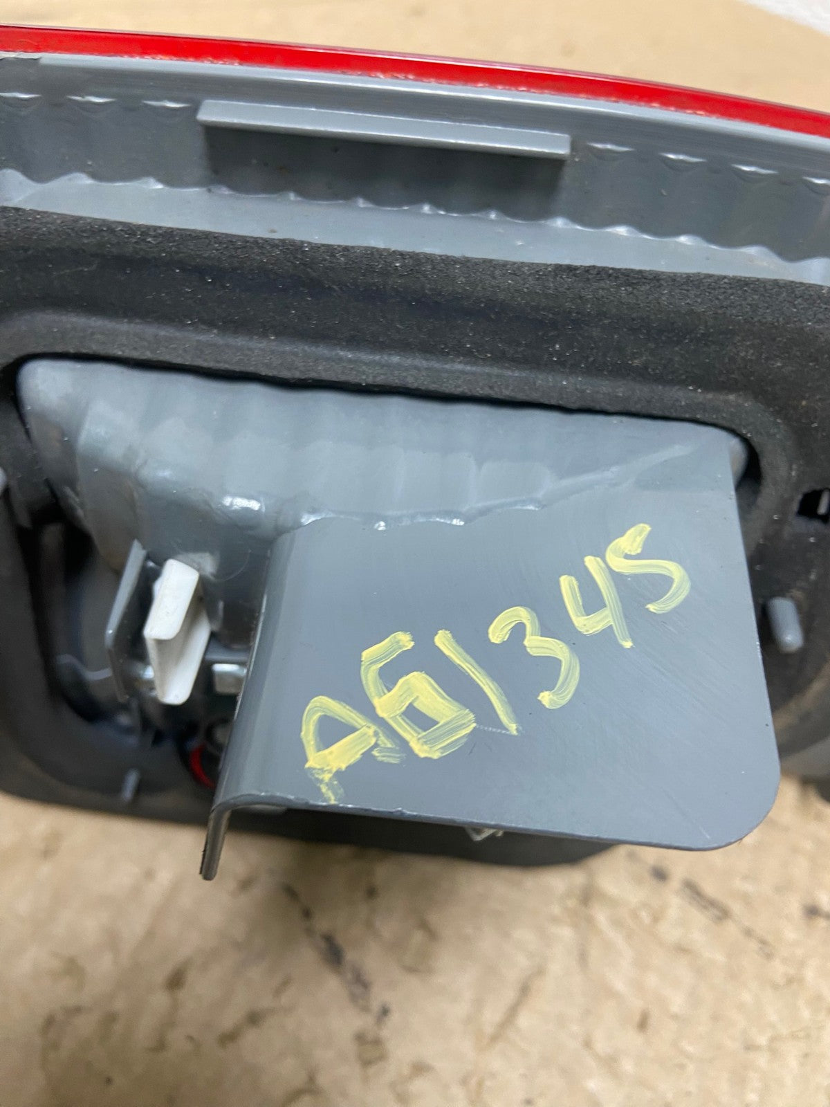 2005 Honda Accord Left Side Driver Lh Inner Trunk Lid Tail Light AG1345 LK6