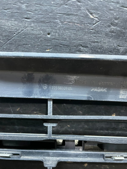 2009 to 2011 Freightliner Sprinter Front Upper Chrome Grill Grille T0452 DG6