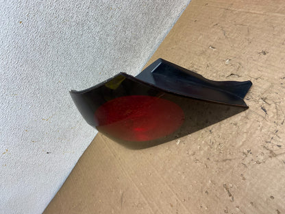 2000 - 2005 Chevrolet Impala Left Driver Lh Side Tail Light AI9209 LK1