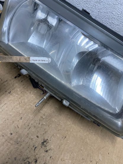 2004 2005 2006 Volvo S80 Right Passenger RH Side Halogen Headlight AG2293 DW4