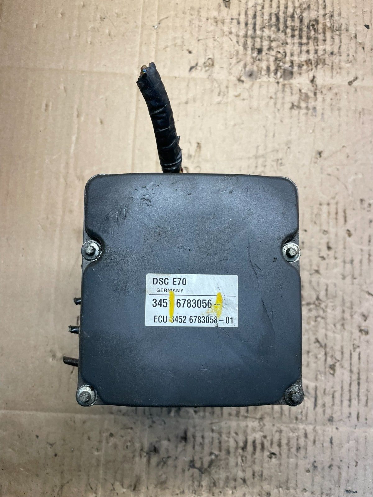 2007 to 2013 BMW X5 E70 ABS Anti-Lock Brake Pump Module OEM r9408 DG4