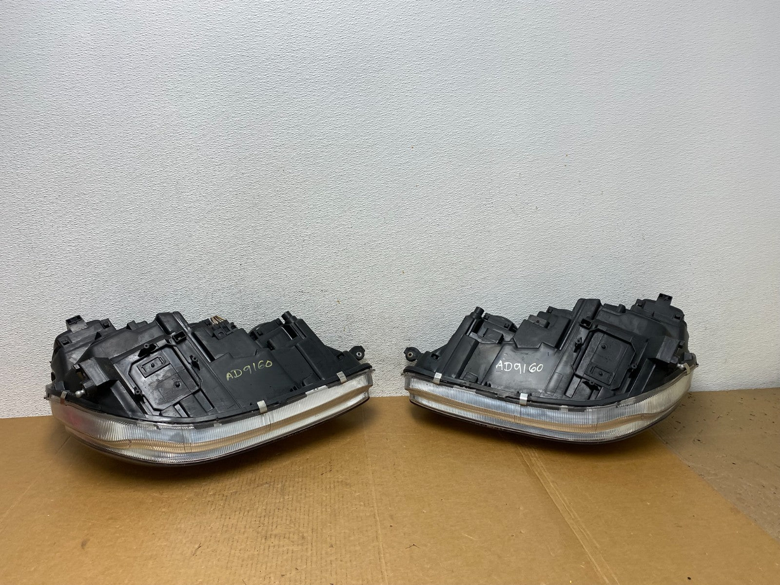 Halogen 2003-2006 Mercedes S-Class Lef+Right Side Headlights AD9160 DW5