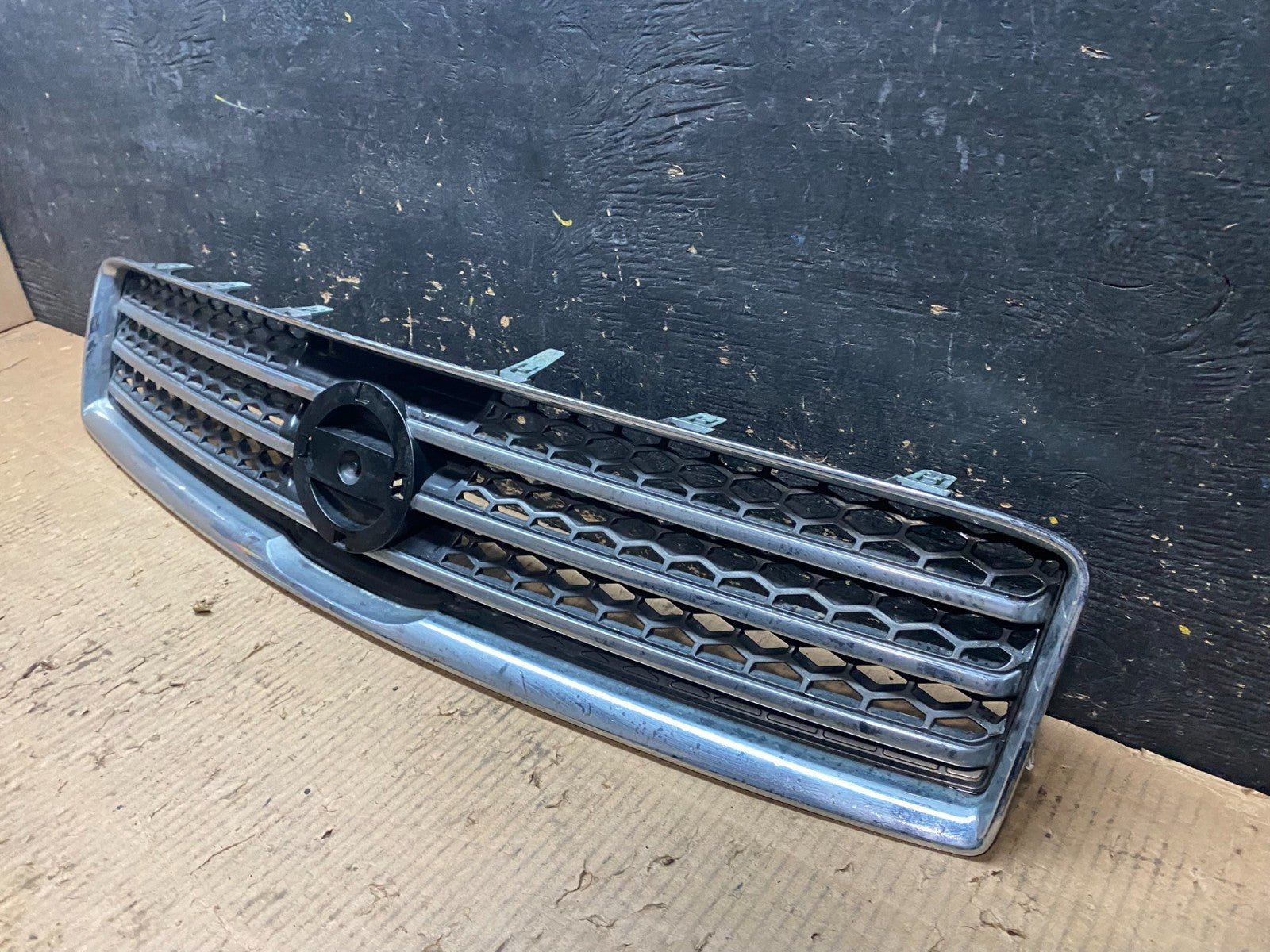 2009 to 2011 Nissan Maxima Front Upper Grill Grille Aftermarket Y6598 DG2