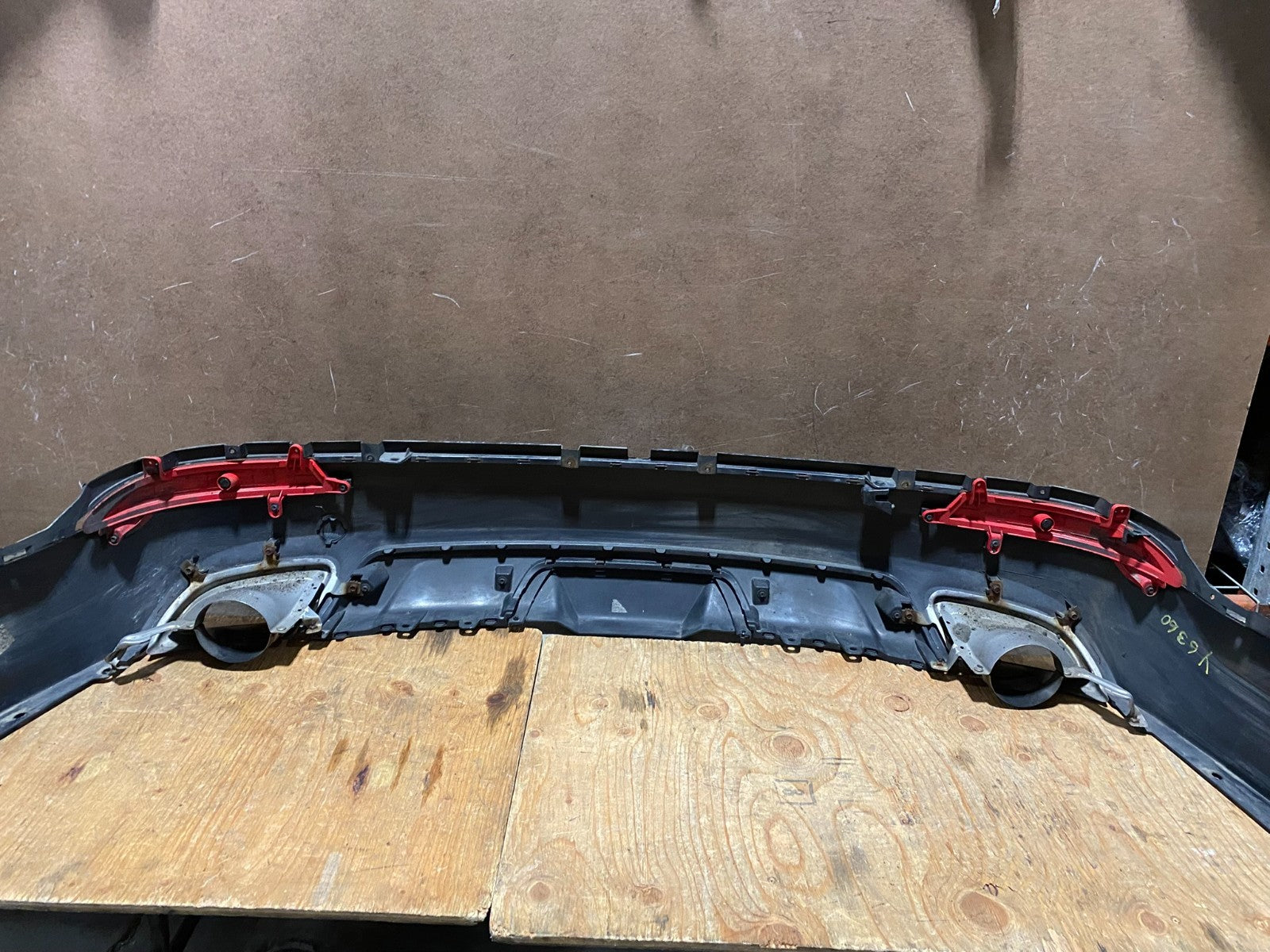 2013 to 2016 Hyundai Santa Fe XL Bumper Cover wo/ Park Sensor Y6360 PS8