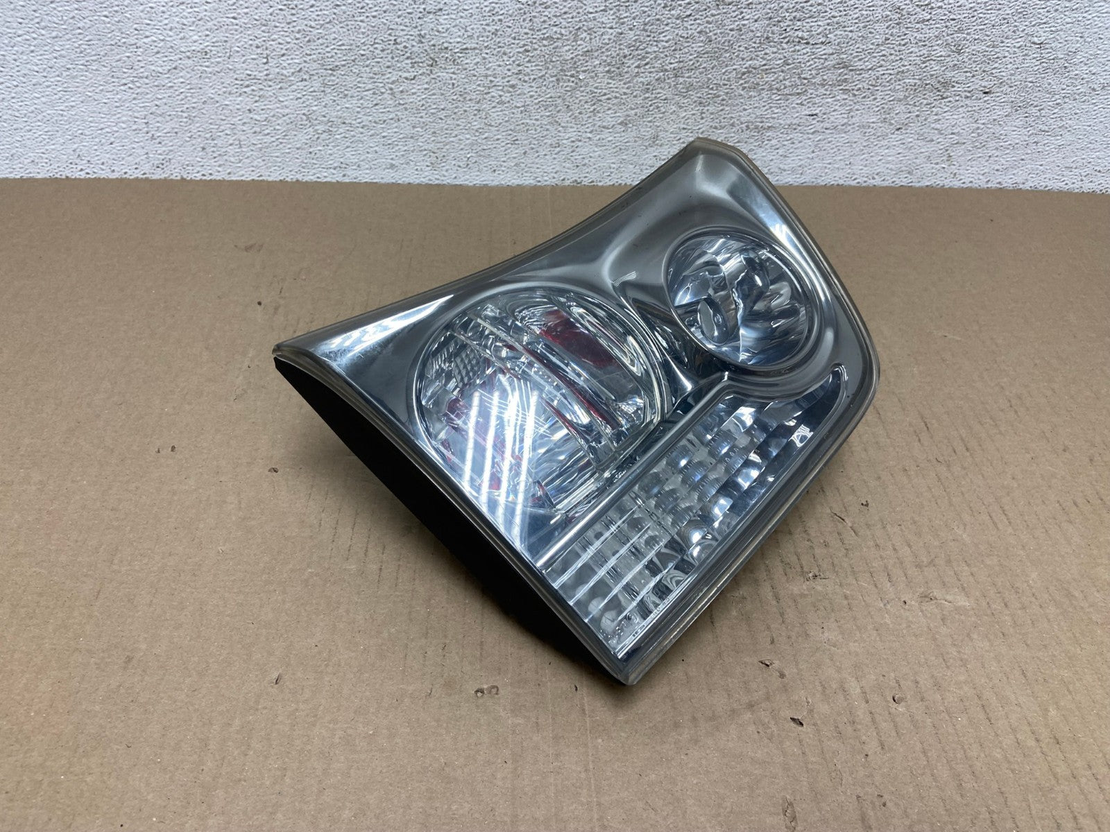 2004 to 2009 Lexus Rx350 RX330 Left Driver Inner Tail Light AF5804 LK2
