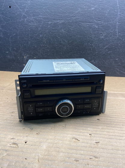 2011 to 2013 Nissan Quest AM FM Radio Stereo CD Player Receiver AE2554 DG0