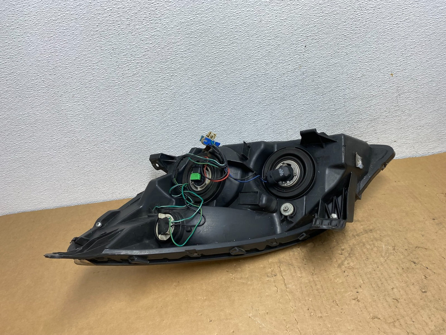 2007 2008 2009 Saturn Aura Right Passenger RH Side Halogen Headlight AD1330 DW4