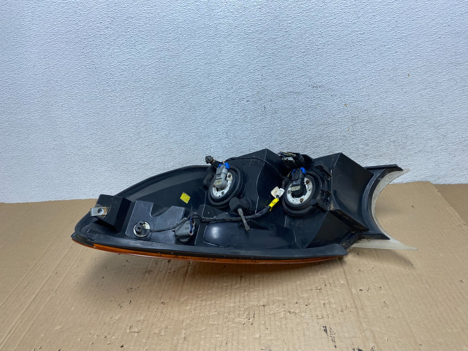 2002 to 2003 Buick Rendezvous Right Passenger RH Side Headlight AE9014 DG6