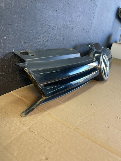 2010 to 2012 Volkswagen Golf /GTI MK6 Front Black Grille Grill ac9713 DG1