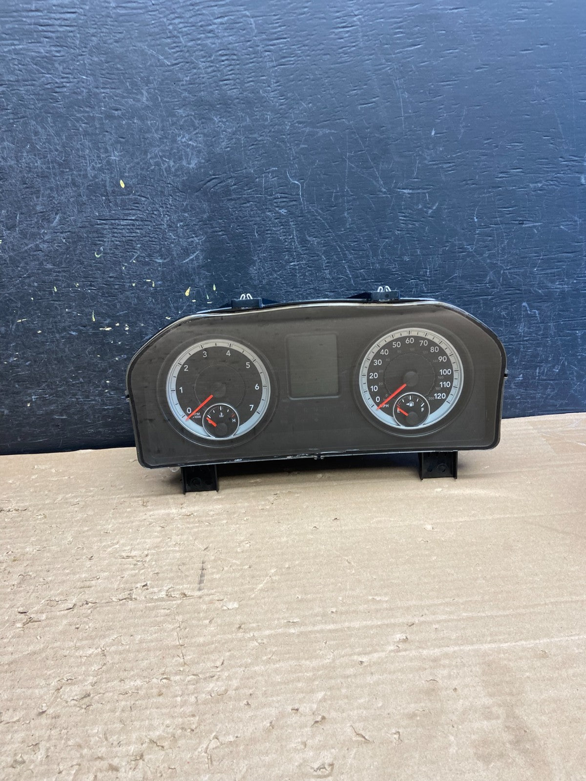 2012 2013 Dodge Ram 1500 Instrument Speedometer Gauge Cluster AG8621 DG0