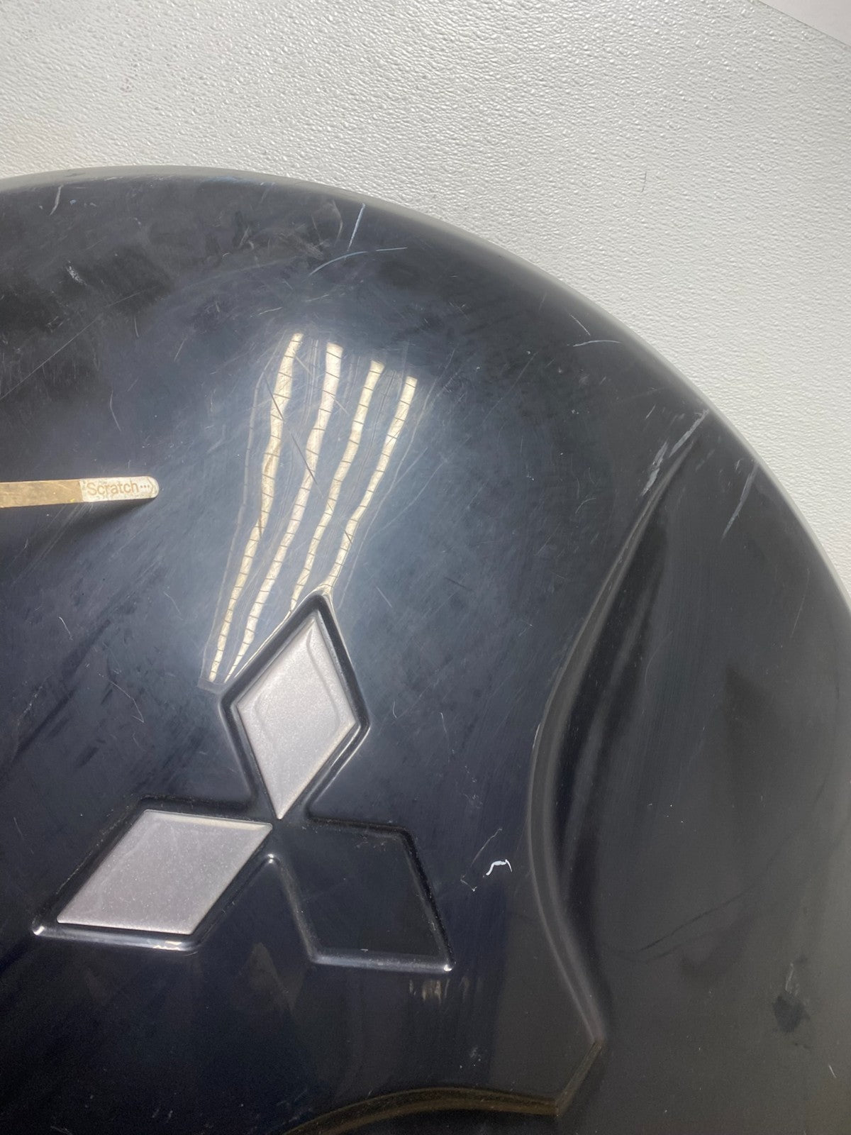 2003 to 2006 Mitsubishi Montero Oem Rear Tire Cover Hard Shell X5261 PS3