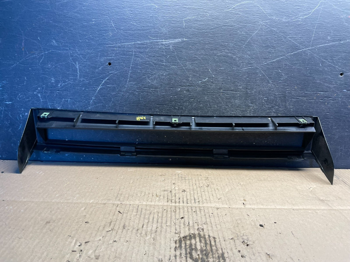 1988 - 1991 Oldsmobile Delta 88 Speedometer Cluster Gauge Bezel Trim OE U2219 PS3