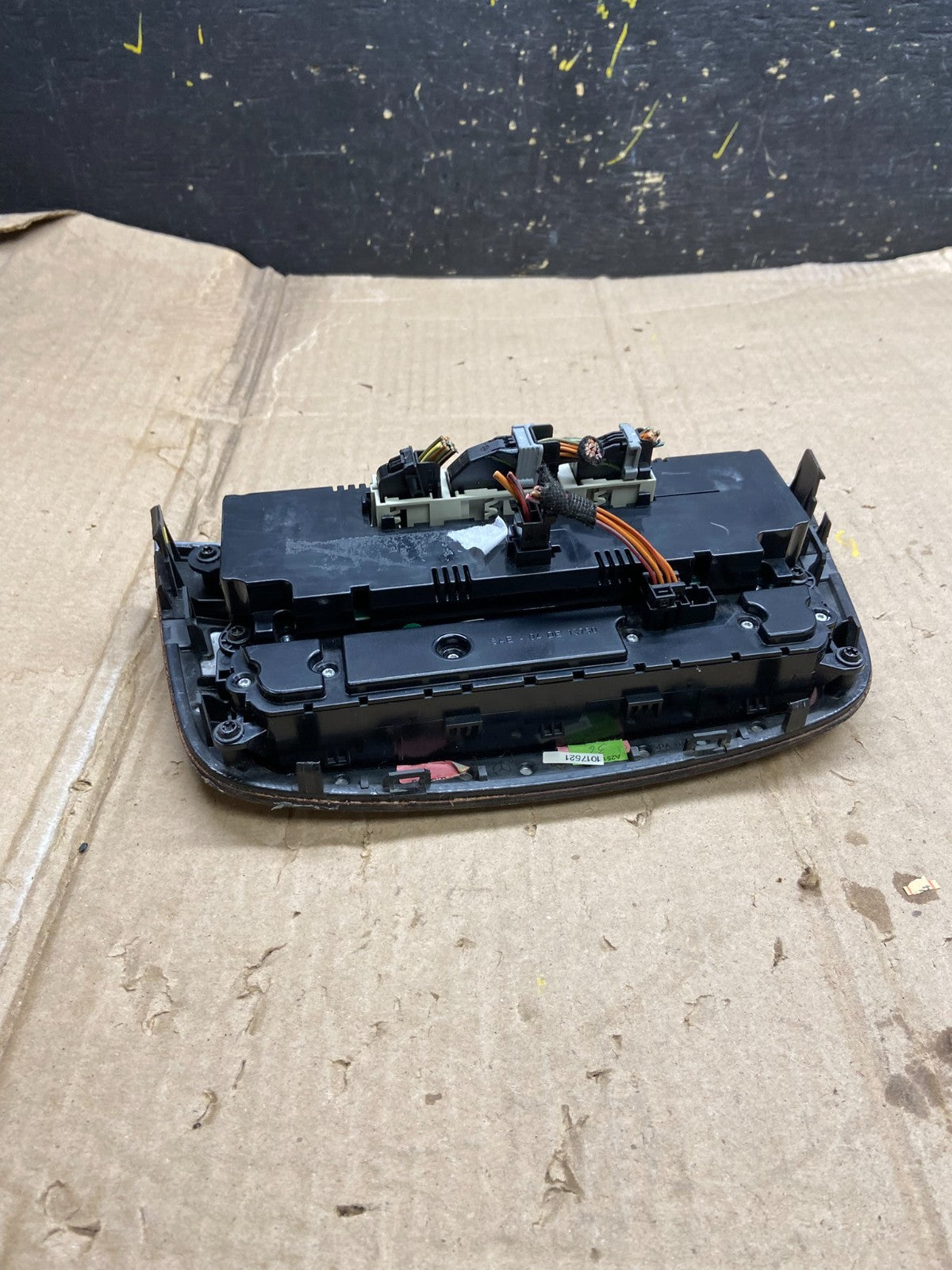 2006 to 2008 Mercedes W251 R350 AC Temp Heater Climate Control OEM X5762 DG6
