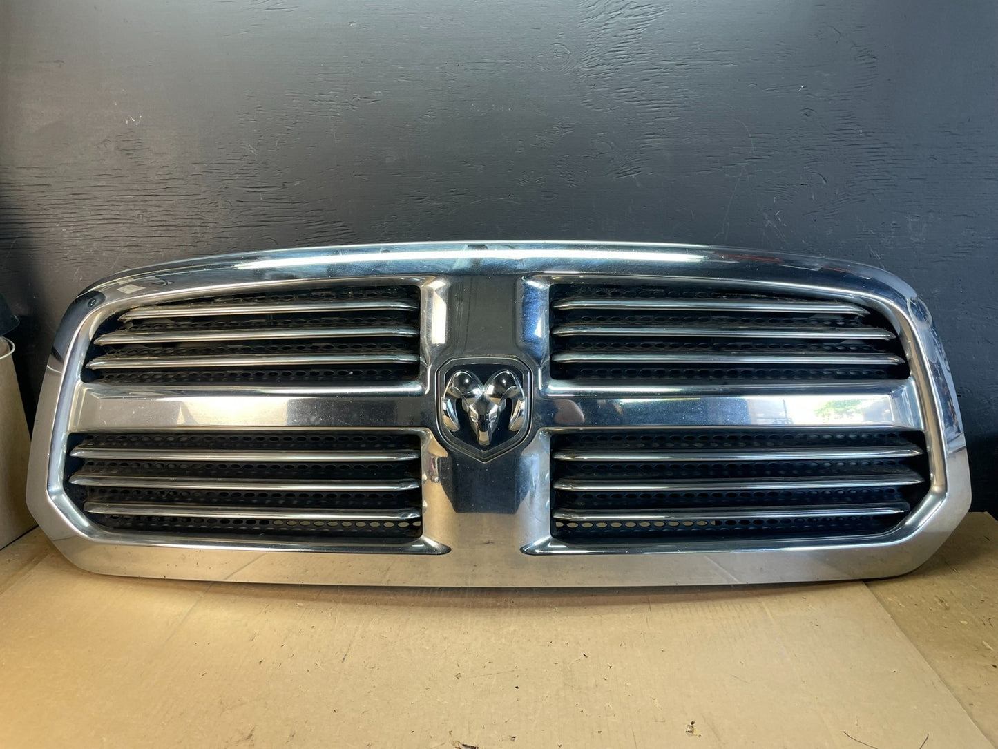 2013 to 2018 Dodge Ram 1500 Front Bumper Grille Grill AD5735 DG0
