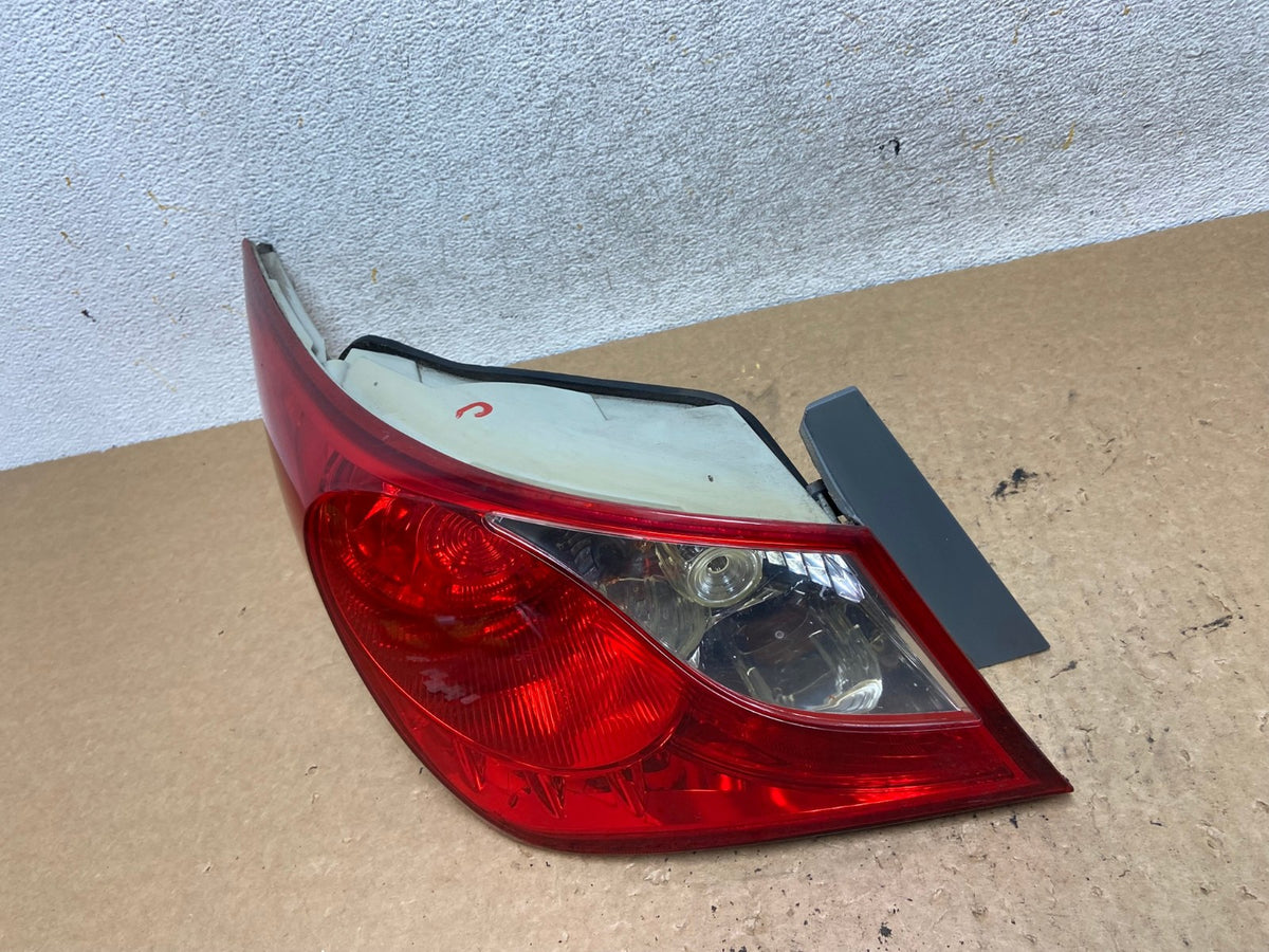 2011 2012 2013 Hyundai Sonata Left Driver LH Side Tail Light AI3571 LK1