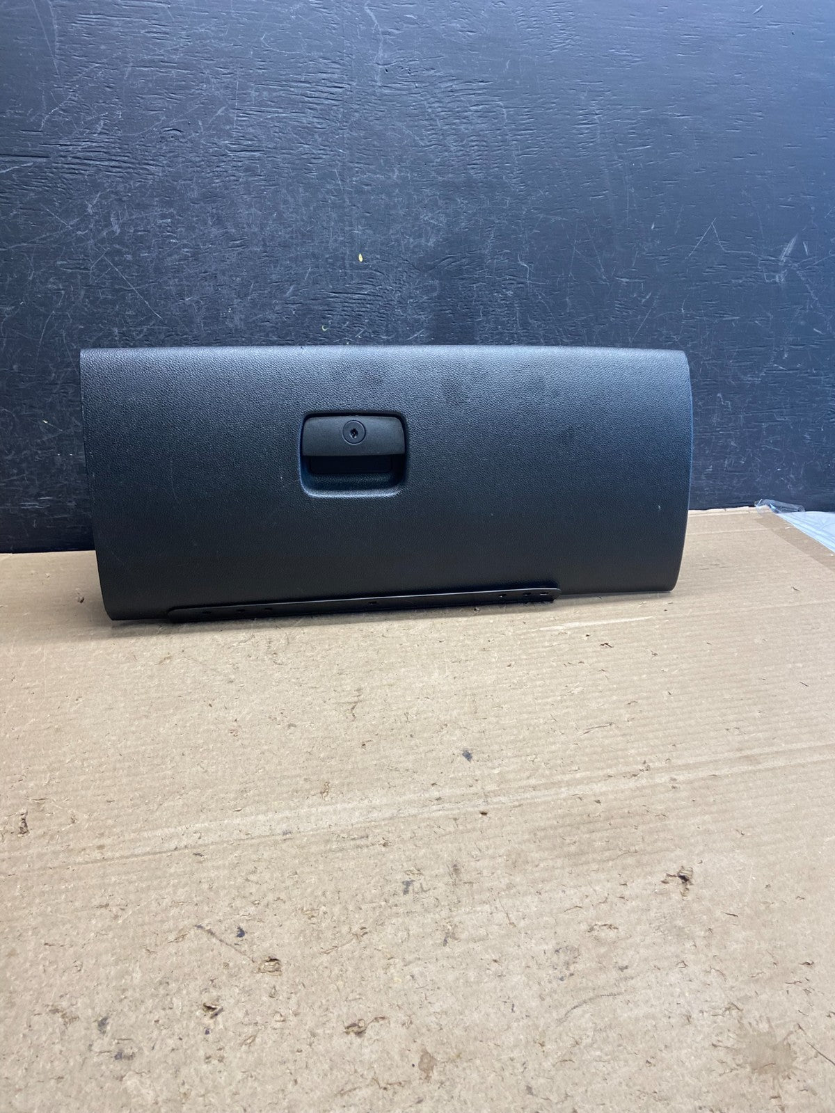 2007-2013 Chevrolet Silverado Right Passenger Side Glove Box ah5473 DG0