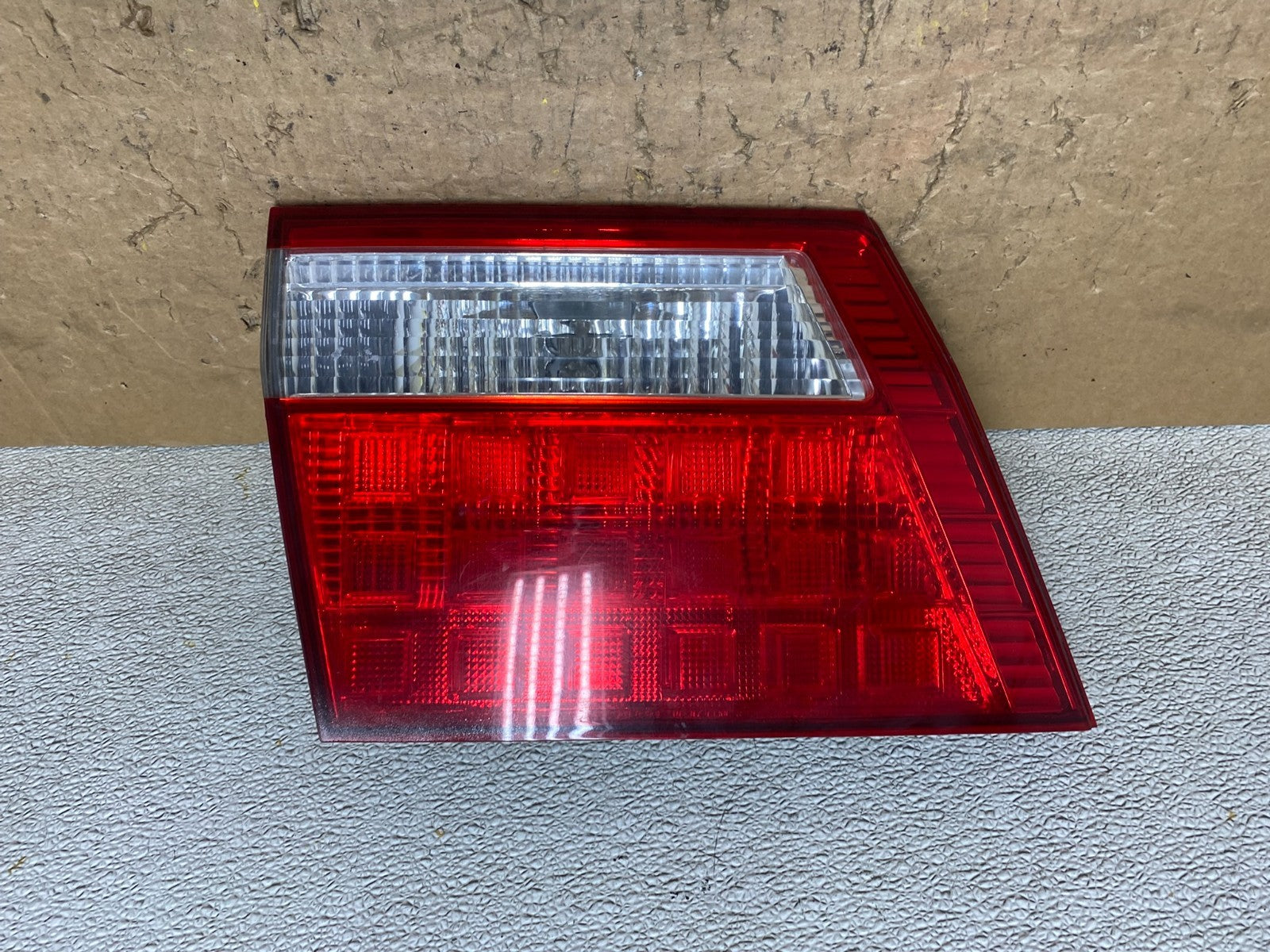 2005 2006 2007 Honda Odyssey Inner Left Driver Lh Tail Light V8552 DW0