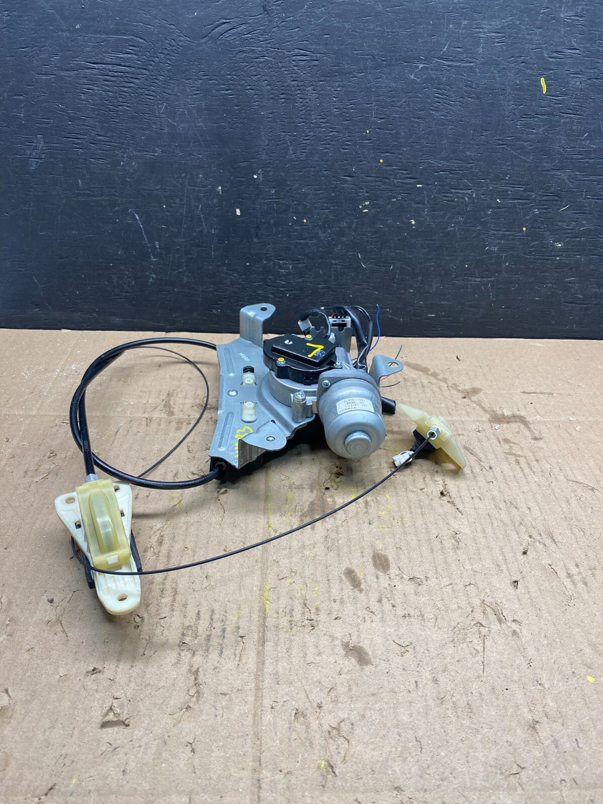 2011 to 2017 Nissan Quest Rear Left Side Power Sliding Door Motor Wire M1383 DG4