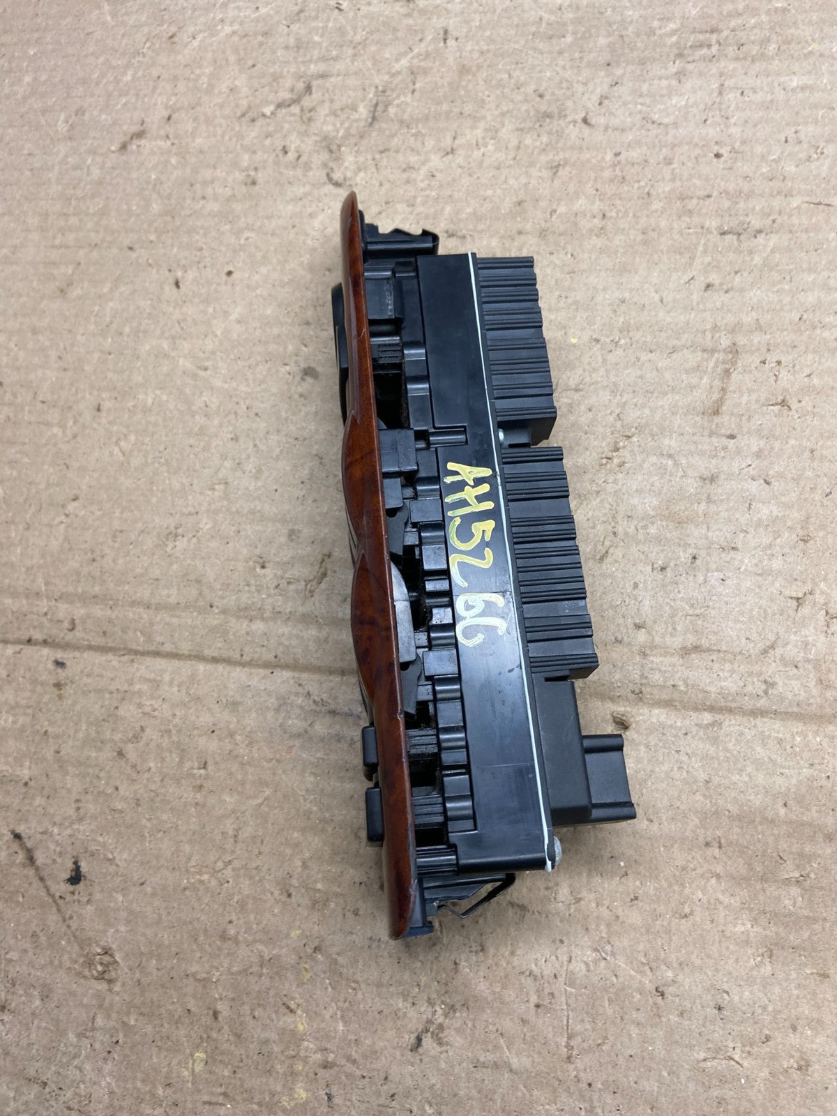2007-2013 Chevy Suburban Tahoe Yukon Front Left Driver Window Switch AH5266 DG1