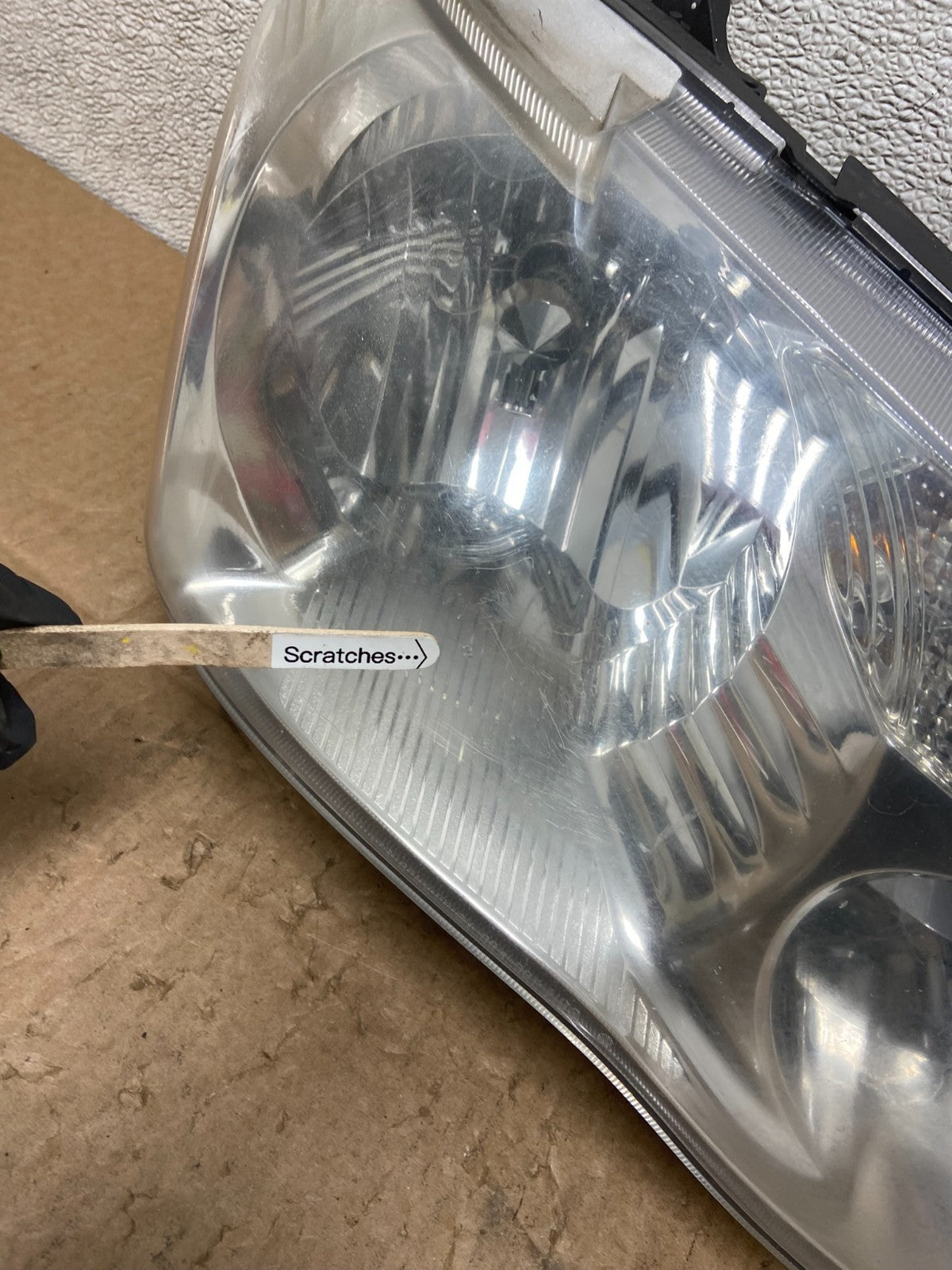 2005 2006 2007 Toyota Avalon Right Passenger RH Halogen Headlight Y8838 DW3