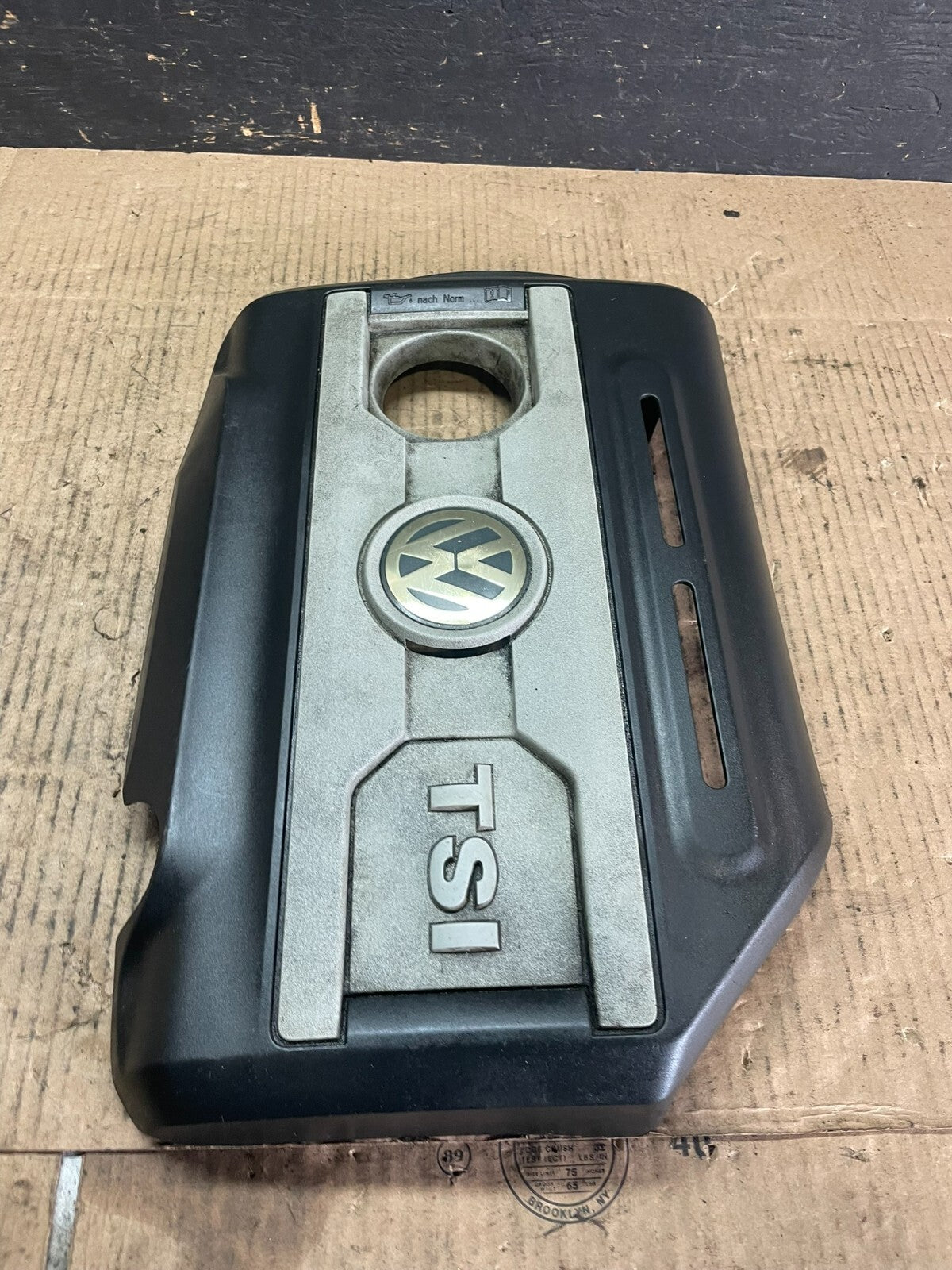 2005-2010 Volkswagen Mk5 2.0 TSI Passat Jetta Engine Cover M9125 PS2