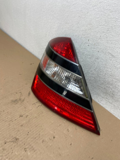 2007 - 2009 Mercedes-Benz S-Class Tail Light Left Driver LH Side AE7341 LK1