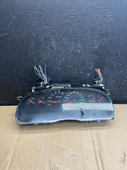 2006 Ford E350 Gauge Speedometer Cluster ad7146 DG0