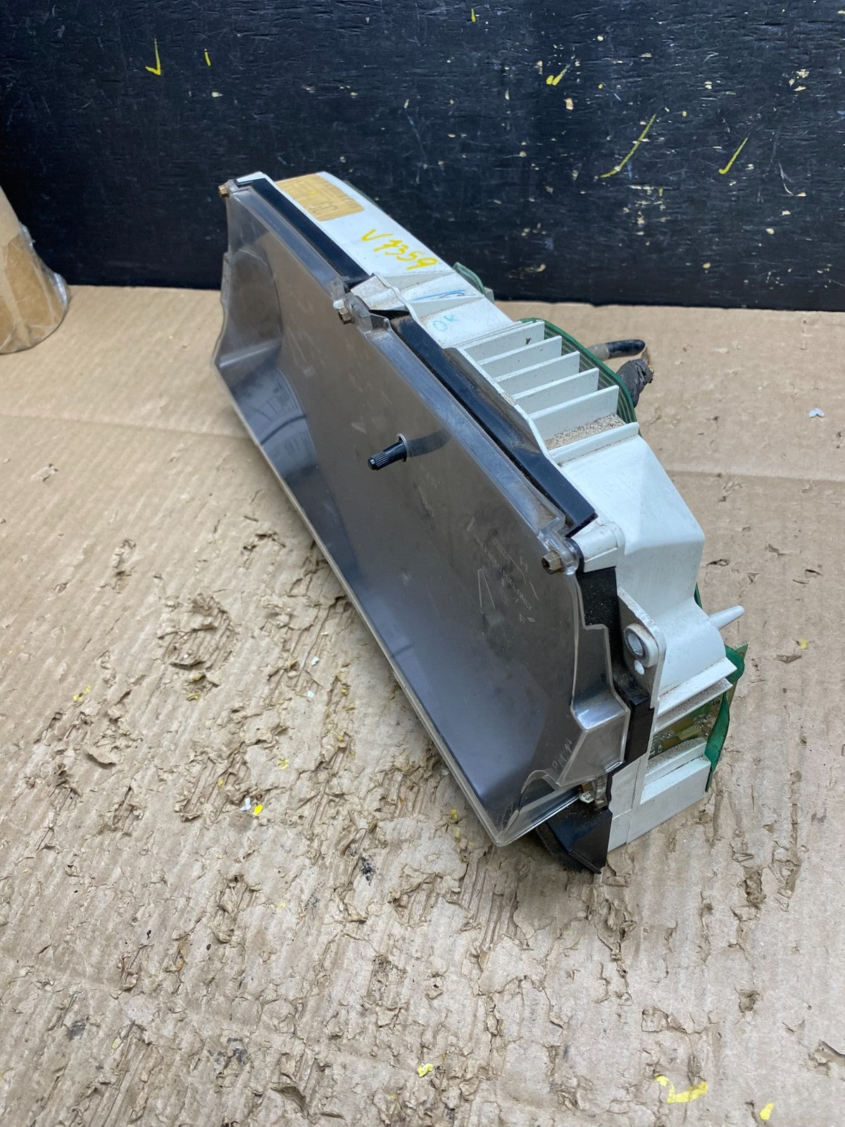 1999 2000 Ford Ranger Gauge Speedometer Cluster Oem V7359 DG2