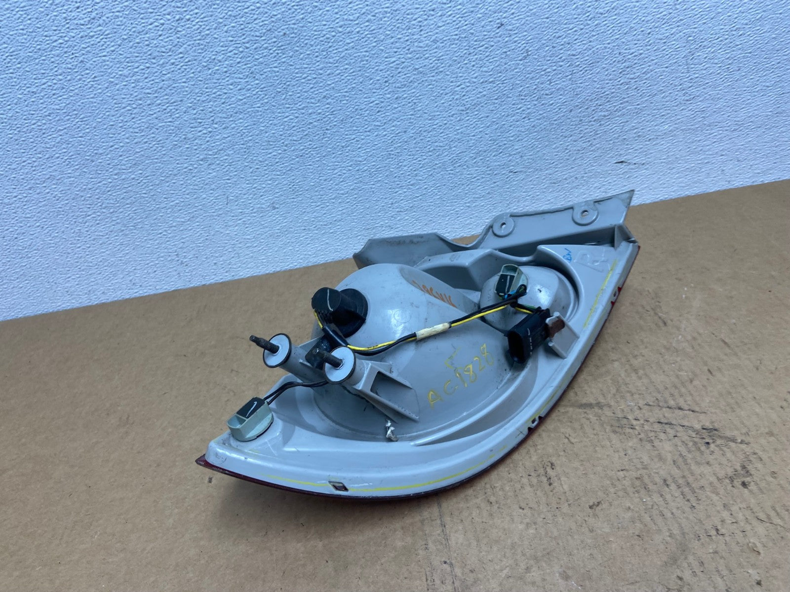 2005-2010 Chevrolet Cobalt Sedan Right Passenger RH Tail Light Oem AC1828 LK5